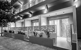 Mr & Mrs K Lofts